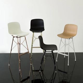 Magis Troy Wireframe high stool in polypropylene with black structure h. 102 cm. Buy now on Shopdecor