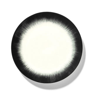 Serax Dé plate diam. 24 cm. off white/black var 4 Buy now on Shopdecor