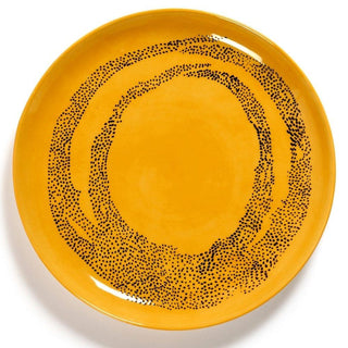 Serax Feast dinner plate diam. 22.5 cm. yellow swirl - dots black Buy now on Shopdecor